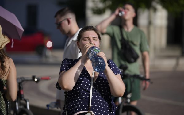 România, sub asaltul caniculei: 150 de recorduri de temperatură!