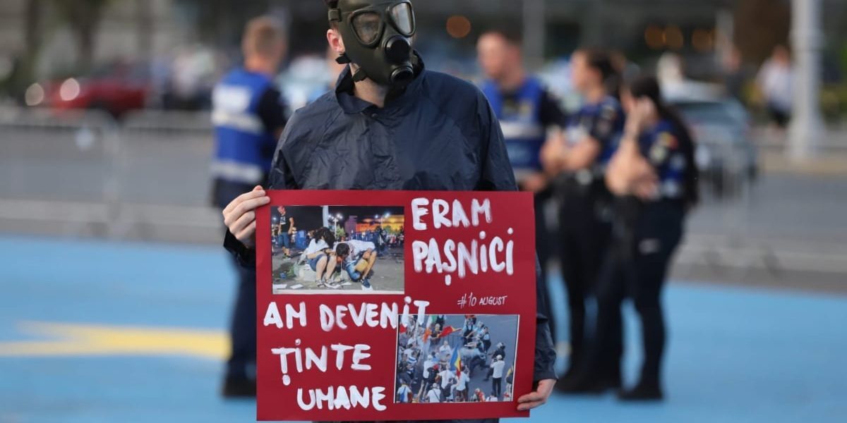 Piața Victoriei 8 ani de la 10 August: Protestatari la cuțite cu guvernul