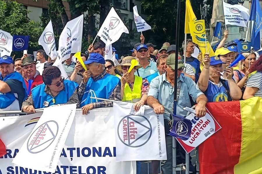 Sindicatele cer salarii minime mai mari: Pâslaru așteaptă un Guvern nou