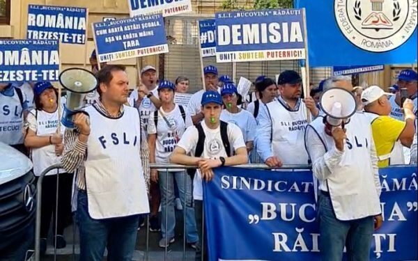 Sindicatele din educație au refuzat legea salarizării