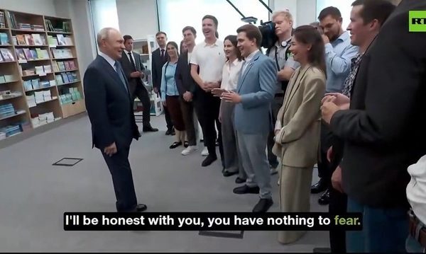 Putin, sfidător: „Nu-mi e frică de AI”