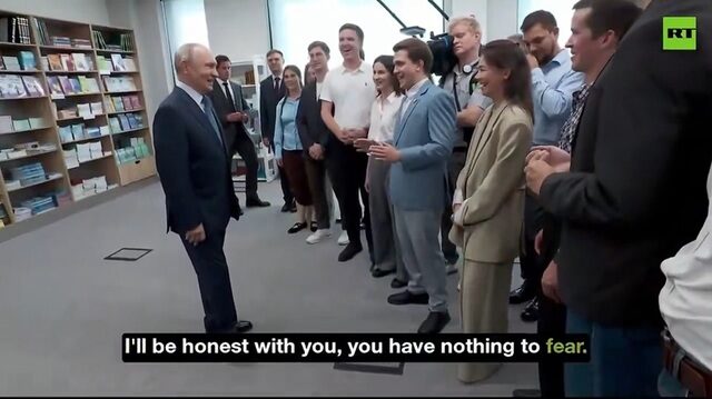 Putin, sfidător: „Nu-mi e frică de AI”