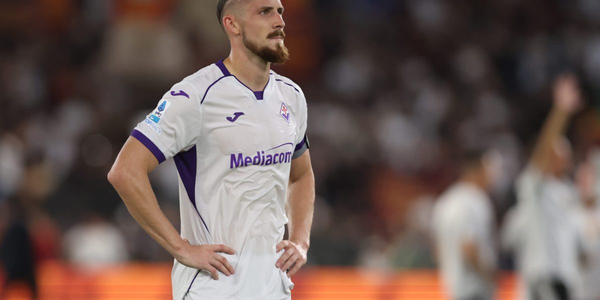 Haos la Fiorentina: Drăgușin în grevă de protest