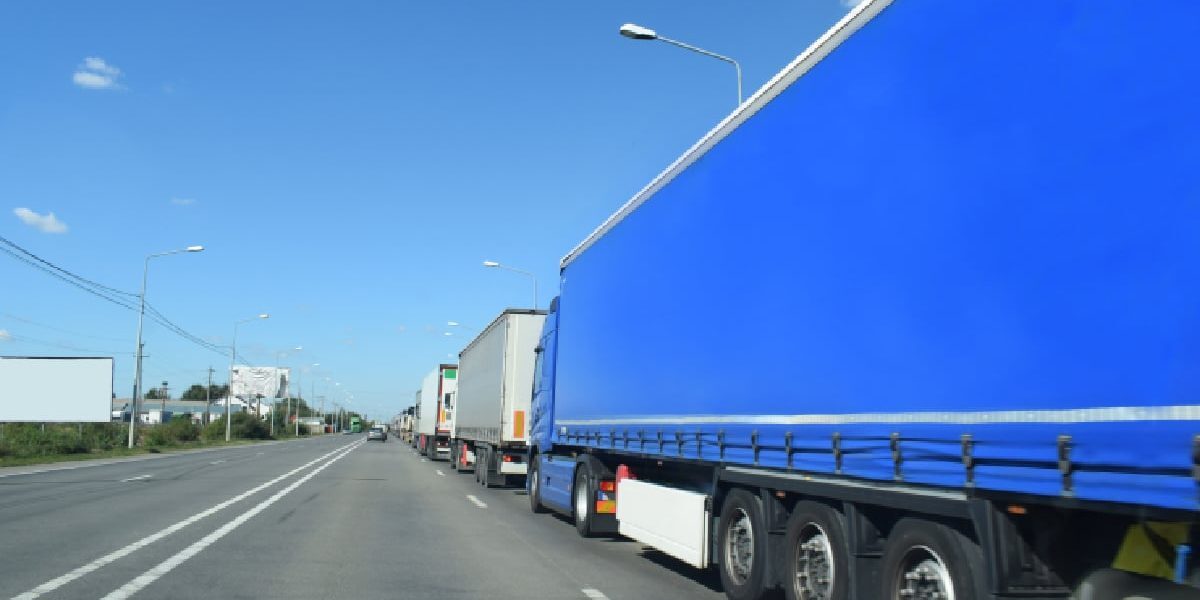 TIR-uri blocate pe drumurile țării, 14-17 august