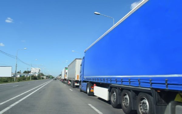 TIR-uri blocate pe drumurile țării, 14-17 august