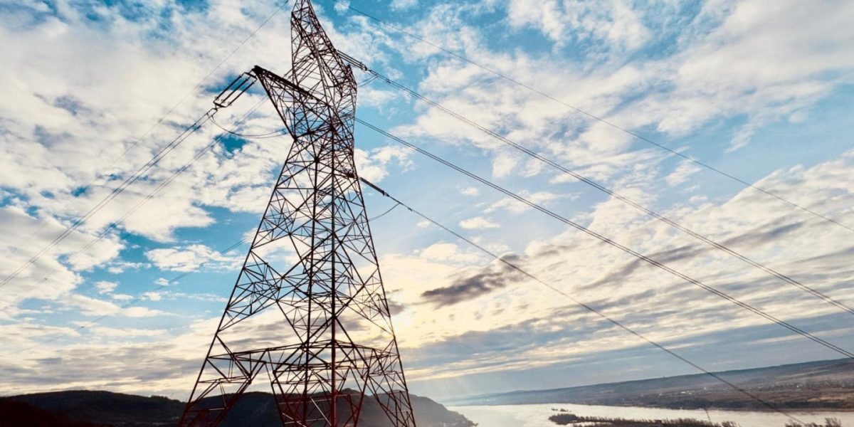 Guvernul limitează exporturile de energie și reduce consumul în criză