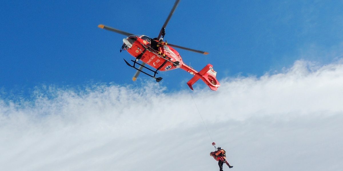 Alpiniști blocați în Bucegi. Salvamontiștii intervin rapid