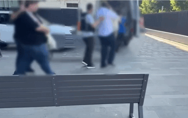 Șantaj prin „Acoperișul” pe bani grei: trei indivizi, judecați