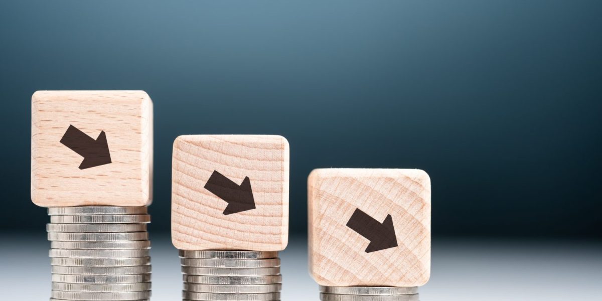 Economia României în cădere liberă. Risc major de recesiune în 2026