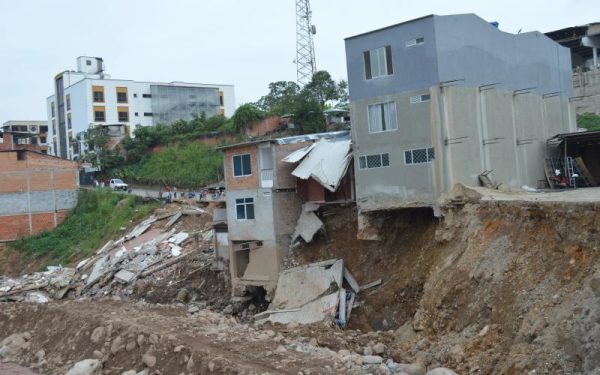 UE dă 2,1 milioane de euro victimelor seismului din Columbia