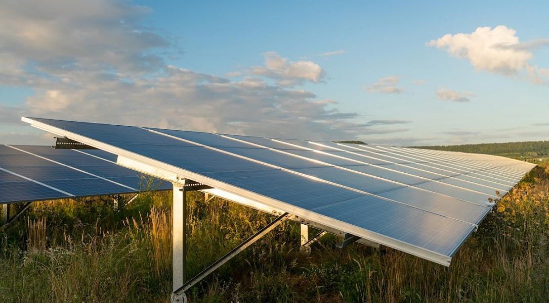 Solar în Covasna: MVM Energie ia aviz pentru 16 milioane euro