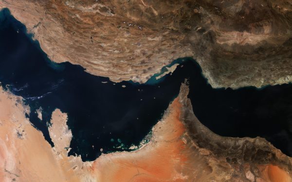 Iranul, aproape de acord pe Strâmtoarea Ormuz