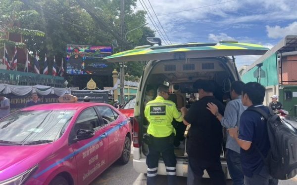 Adolescentul terorist din Thailanda, obsedat de violența online