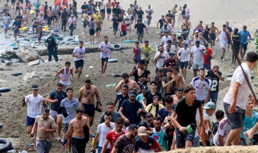 Maroc: Alerte pe rețele pentru masca invaziei în Ceuta pe 15 august