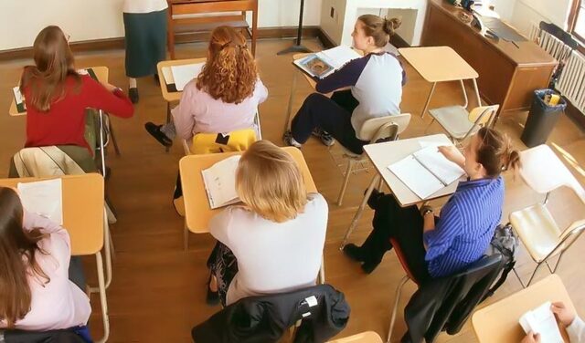 Elevii danezi, la oral cu AI: eseu în fața profesorului