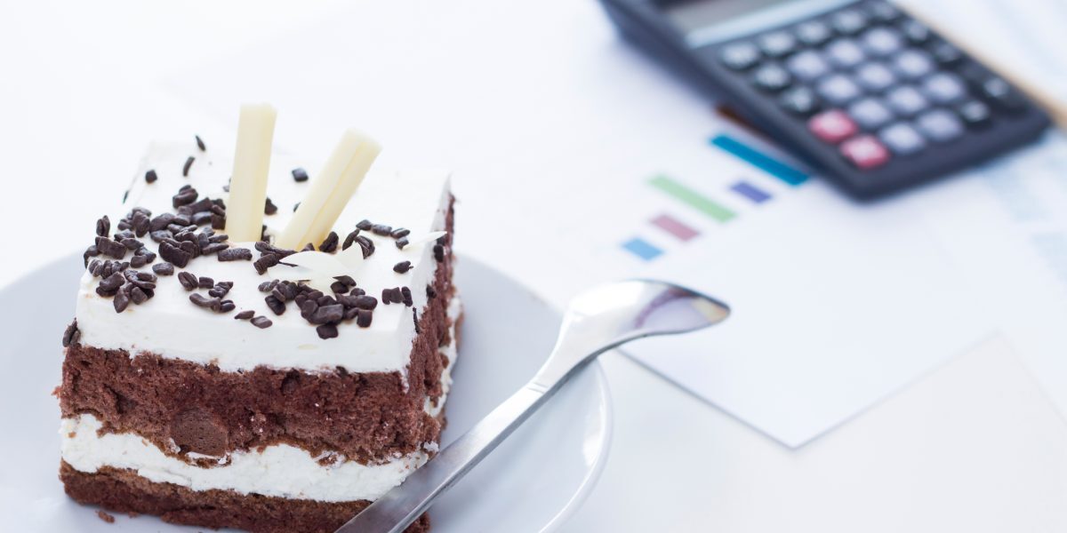 Prăjituri cu zahăr: TVA 11% sau 21%? Antreprenorii HoReCa iar în dilemă