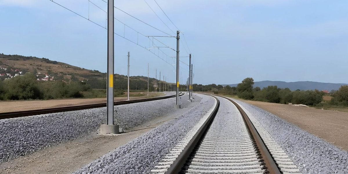 Brașov-Sighișoara: Trenuri la 160 km/h pe noua cale ferată