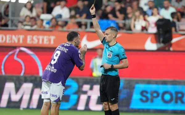 Stojilkovic, ACUZĂ arbitrul: Știe că a greșit!