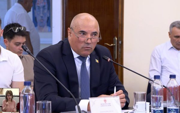 Consilier AUR AUR la Urbanism, protejat de PNL și PSD