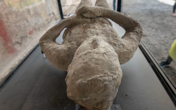 Pompeii: Erupția a fost în august, dar hainele groase ridică semne de întrebare