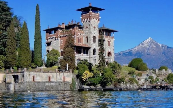 Villa La Gaeta, faimoasa din „Casino Royale”, la vânzare pe Como