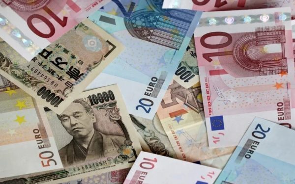 BCE șocată: SUA a intervenit pe piața valutară fără știrea Europei
