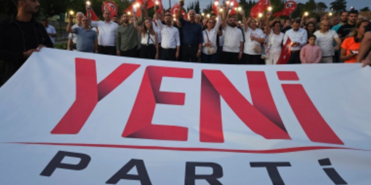 Un nou senator părăsește CHP pentru Noul Partid