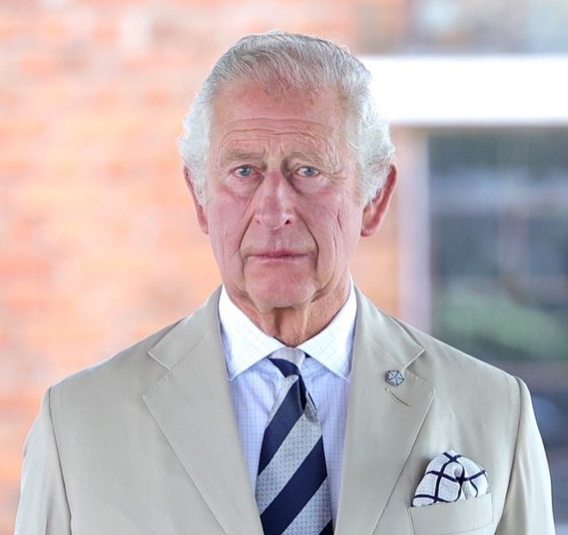 Charles confirmă: Harry și Meghan, în familie, dar fără titluri oficiale