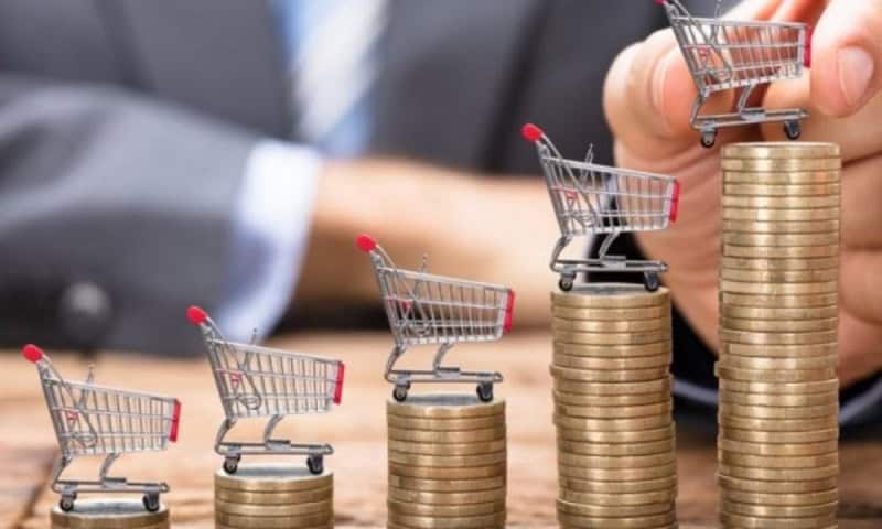 România, singura în recesiune în 2026: farmaceuticele susțin, retailul sub presiune