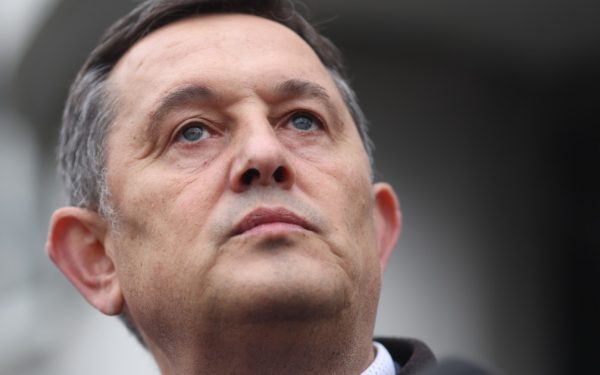 AUR deschis negocierilor cu PSD, dar Piperea cere garanții clare