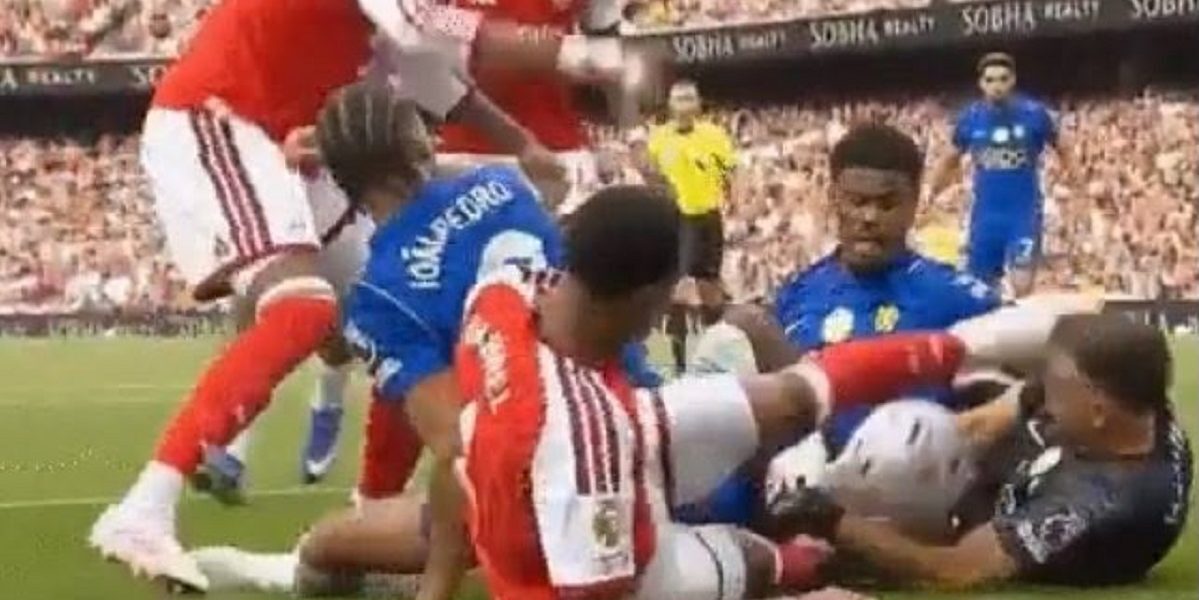 Arsenal-Chelsea: Gabriel scăpat nepedepsit după lovitură la portar
