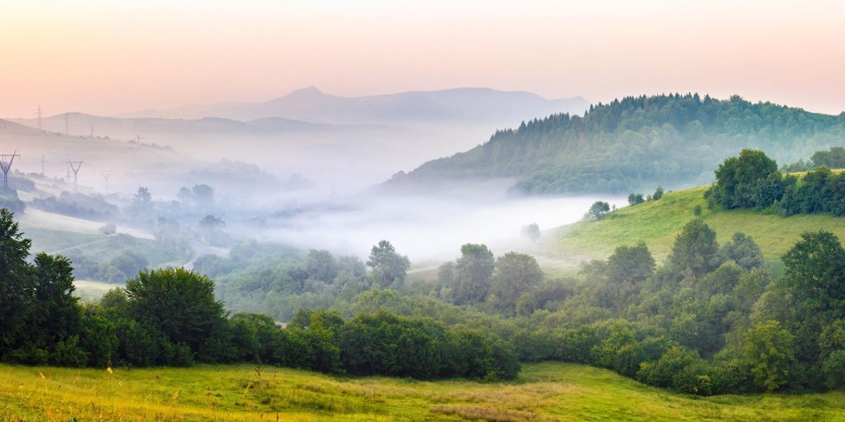 Val de frig România: 12 grade mai jos, ninsori la munte, vânt
