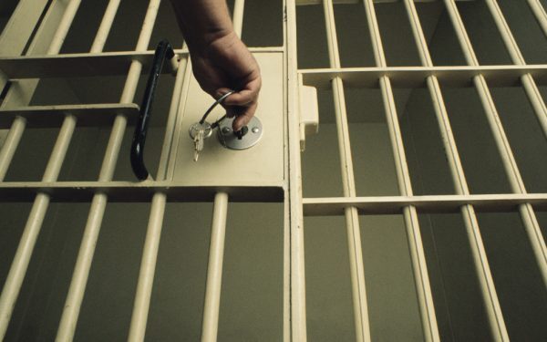 București: Inocent la pușcărie o lună din cauza poliției