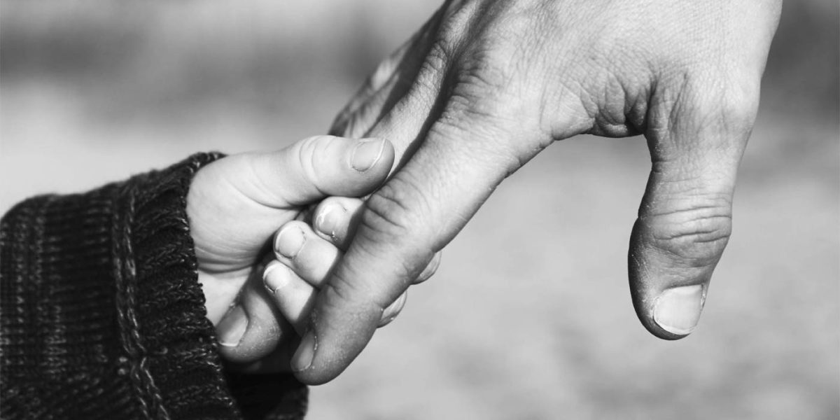 Ungaria deschide adopția pentru cuplurile gay, renunță la interdicția Orban