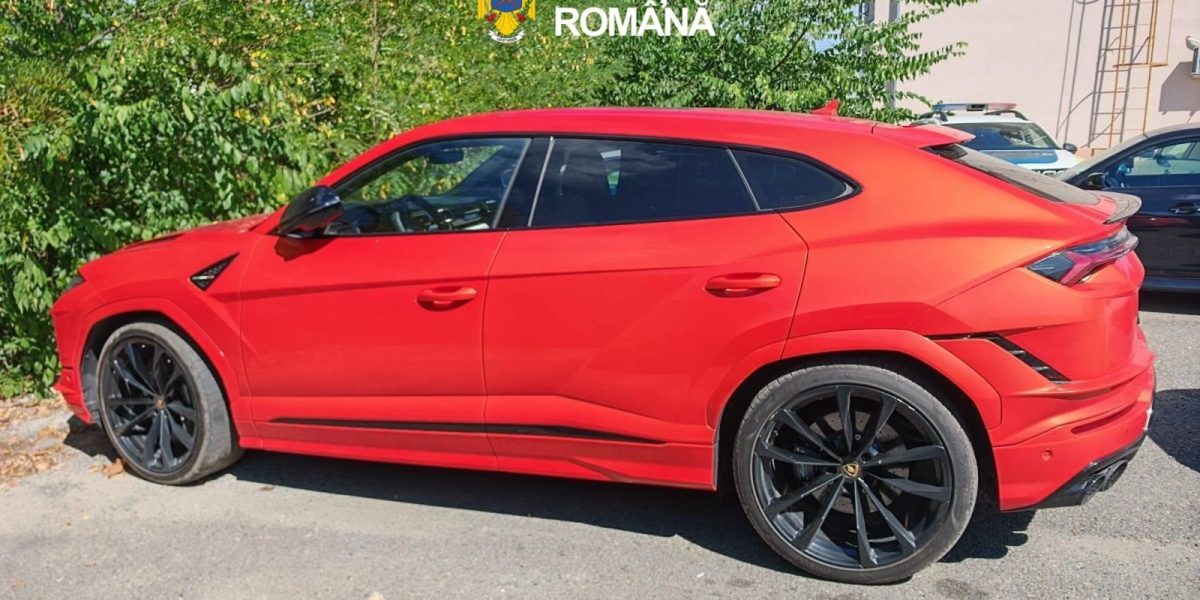 Mașină de lux de sute de mii, prinsă la Arad. Cine era la volan