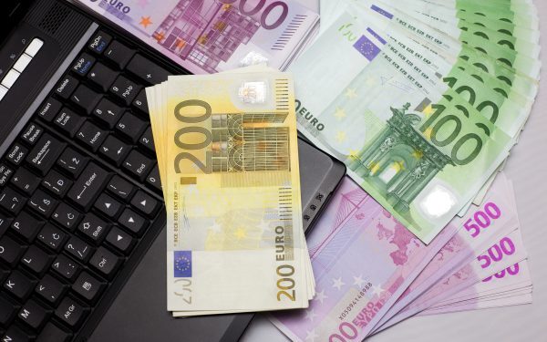 UE cheamă investitorii la start-up-uri europene