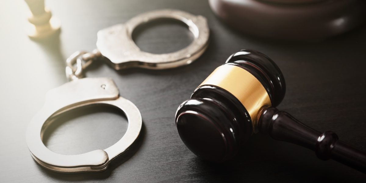 Cenei: 15 ani de detenție pentru un adolescent implicat în crimă