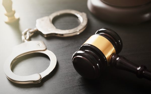Cenei: 15 ani de detenție pentru un adolescent implicat în crimă