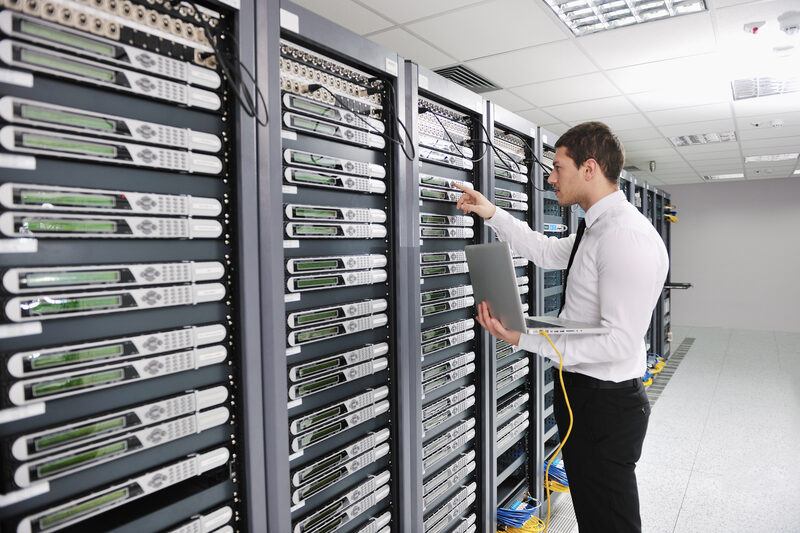 UE cenzurează centrele de date: note stricte pentru companii