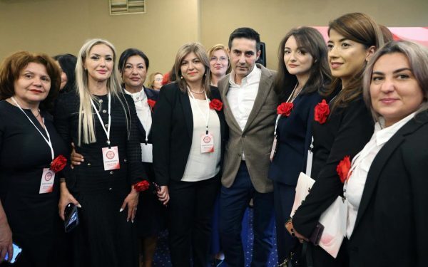 Manda la Sinaia: PSD pregătit pentru alegeri anticipate și guvernare