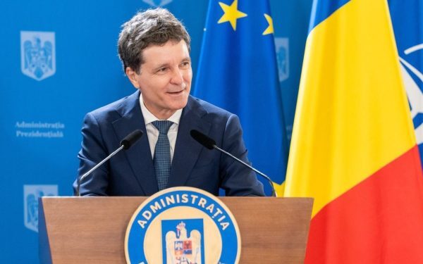 Școala vrea adulți cu minte, nu roboți