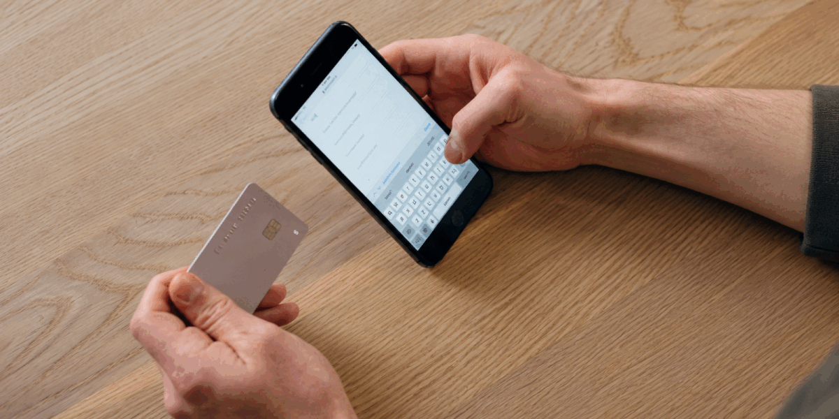 AI CUMPĂRĂ SINGUR: Revolut și Visa testează plata inițiată de inteligența artificială