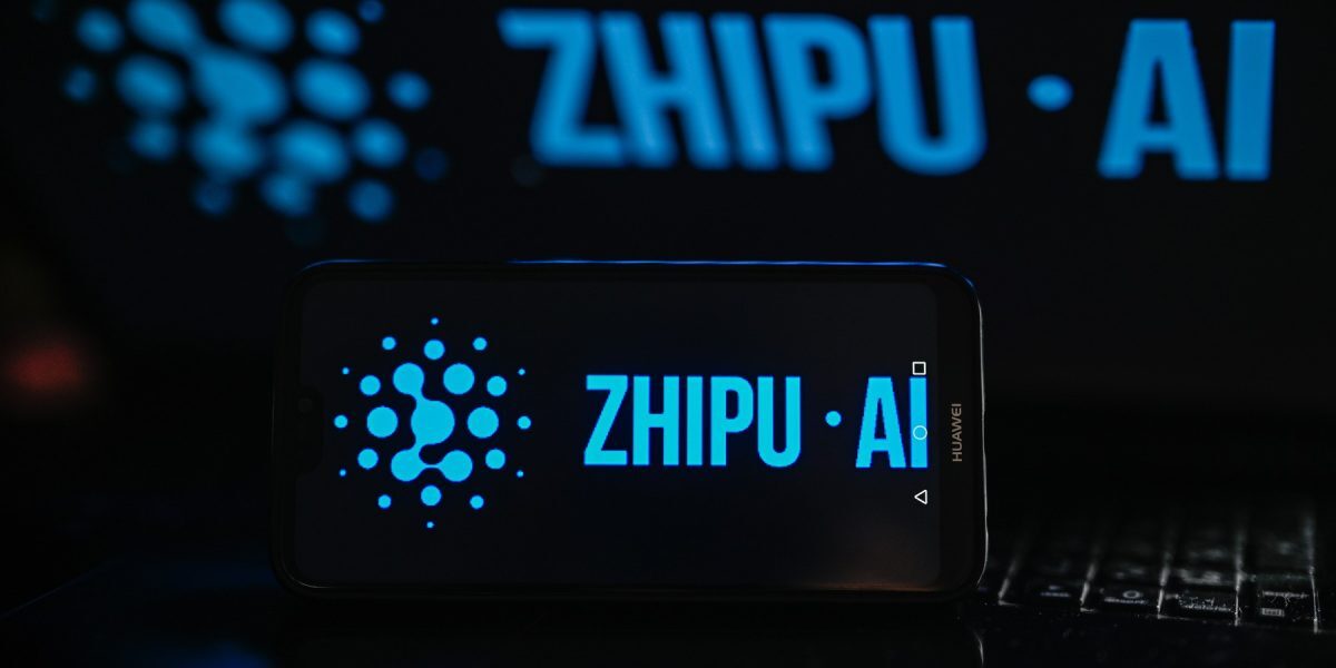 AI Chinezesc, 400% Creștere: Modelul Lor Ar Fi Ca Mythos