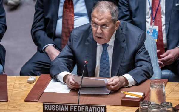 Lavrov: Europa sabotează negocierile de pace ale lui Trump