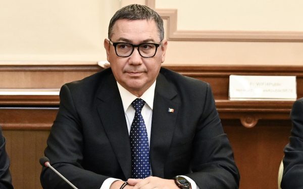 Bărbați, nu useriști: Vacanța fără familie și teorii noi