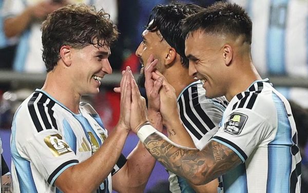 Argentina bate Bolivia 2-0, Messi se pregătește de plecare