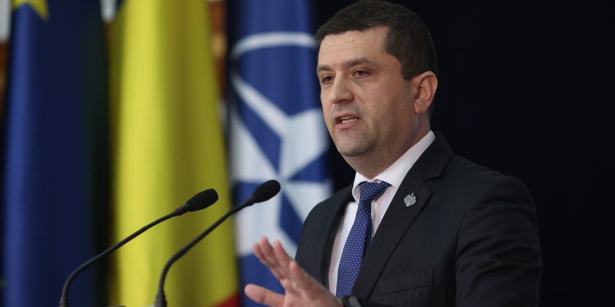 Miruță: Incertitudine mare, dar sper în lumină, nu în întuneric