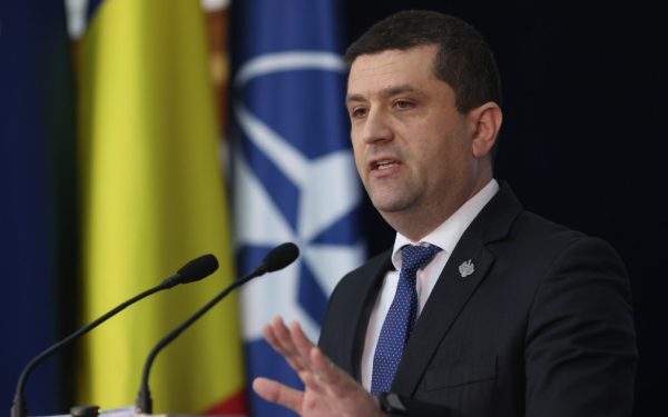 Miruță: Incertitudine mare, dar sper în lumină, nu în întuneric