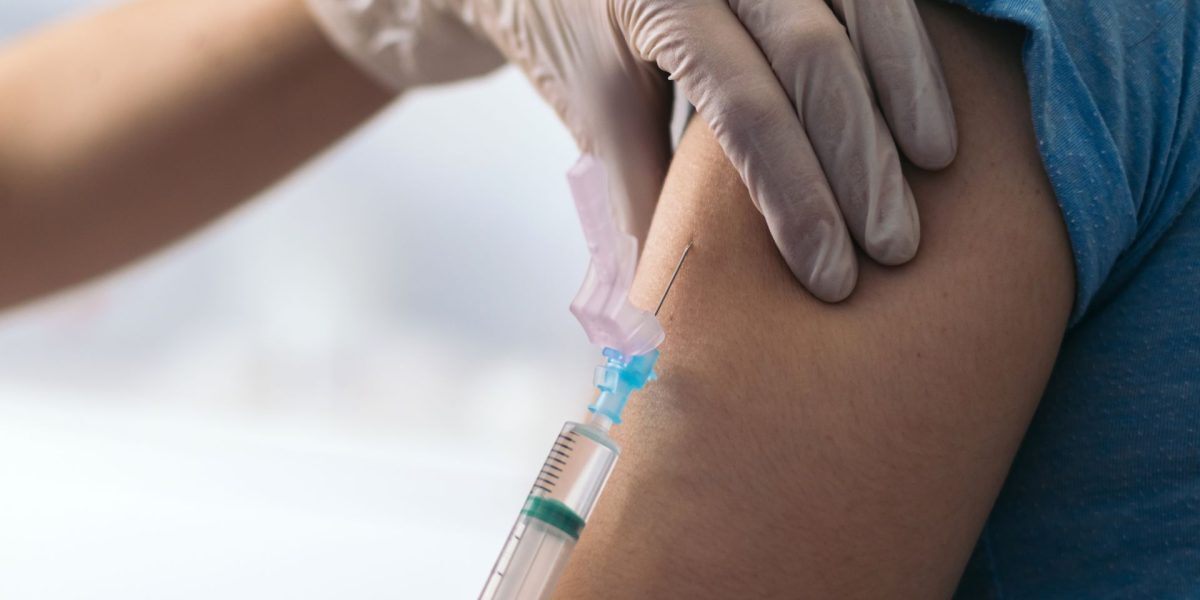 Gripa: Cine scapă de costuri la vaccinare