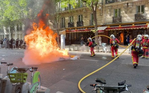 Șeful Poliției din Paris: Protestele elevilor au scăpat de sub control